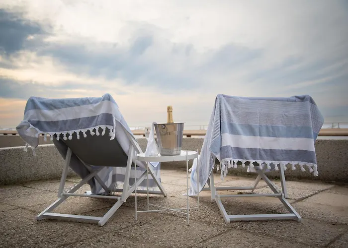 Appartement Art - With Seaview In Le Coq